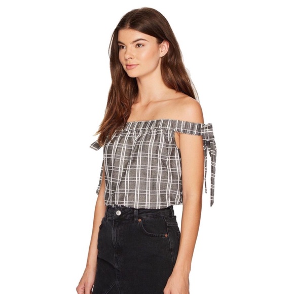 MINKPINK Off The Shoulder Tie Sleeve Crop Top - Picture 7 of 7